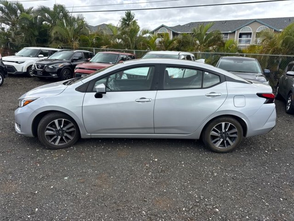Used 2023 Nissan Versa 1.6 SV Sedan