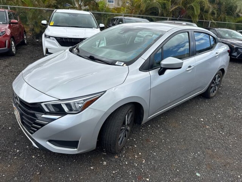 Used 2023 Nissan Versa 1.6 SV Sedan