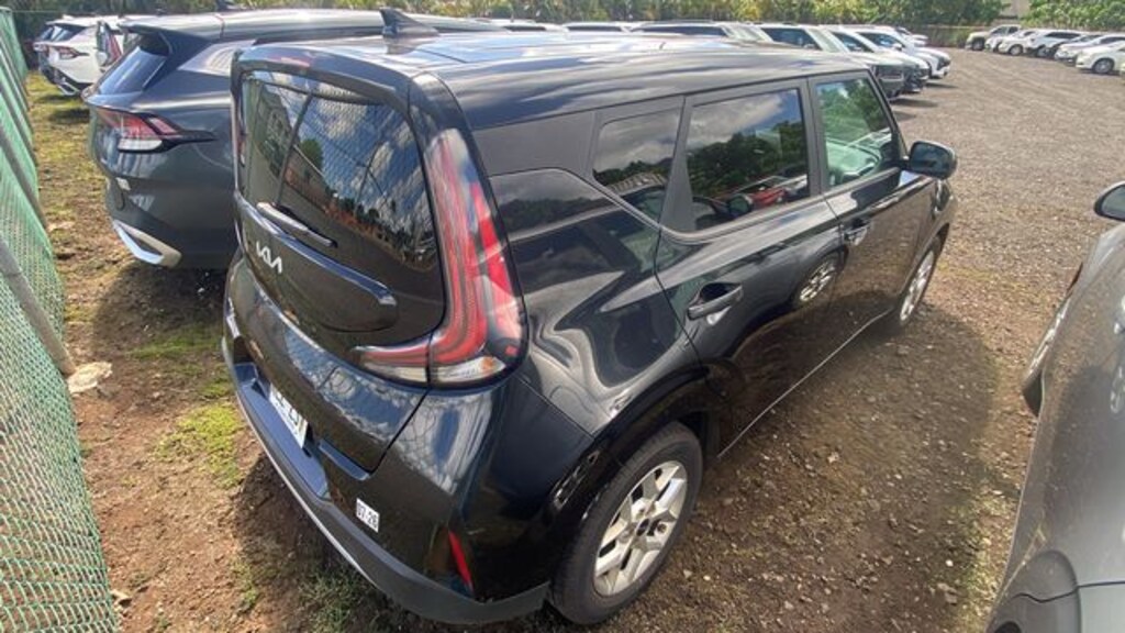 Certified 2023 Kia Soul LX Hatchback