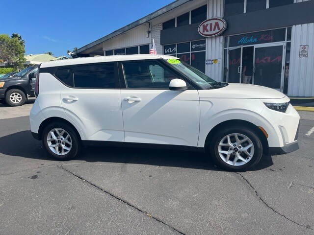 2023 Kia Soul S photo 4