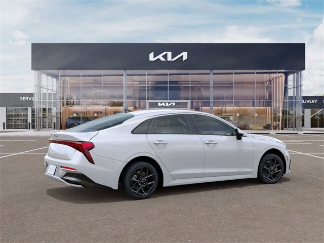 2025 Kia K5 LXS - Photo 6