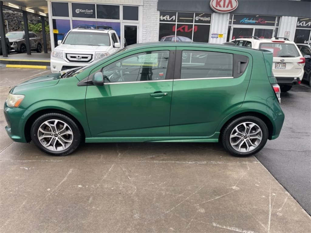 Used 2018 Chevrolet Sonic LT Manual Hatchback