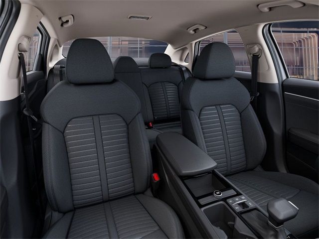 2025 Kia K5 LXS - Photo 15