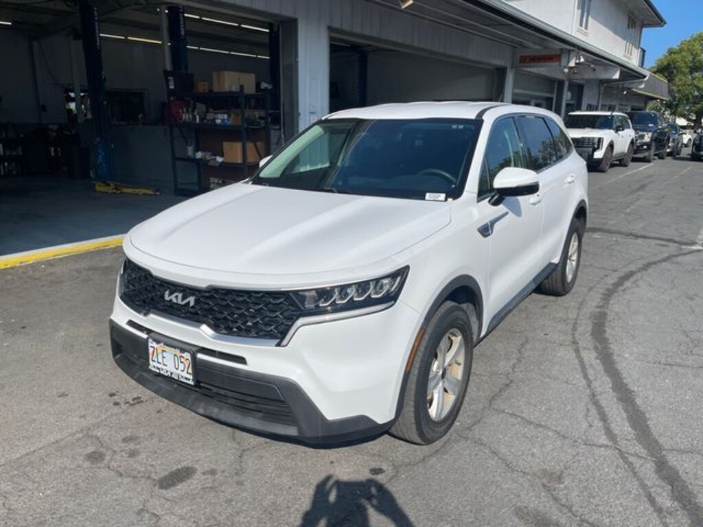 Used 2023 Kia Sorento LX SUV