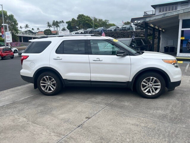 2014 Ford Explorer XLT photo 4