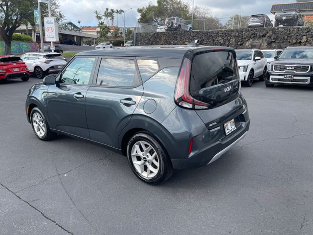 Used 2025 Kia Soul LX Hatchback