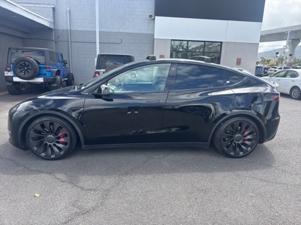 Used 2023 Tesla Model Y Performance SUV
