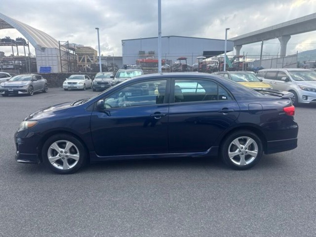 Used 2013 Toyota Corolla Sedan
