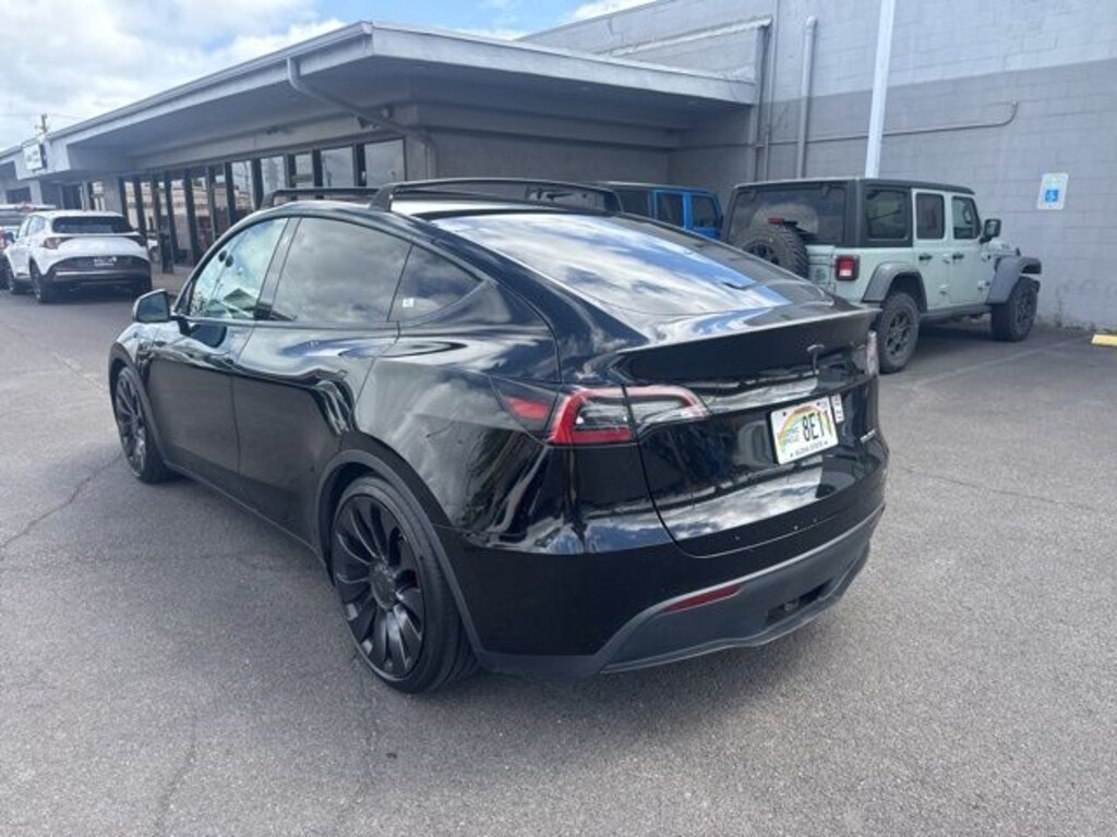 Used 2023 Tesla Model Y Performance SUV