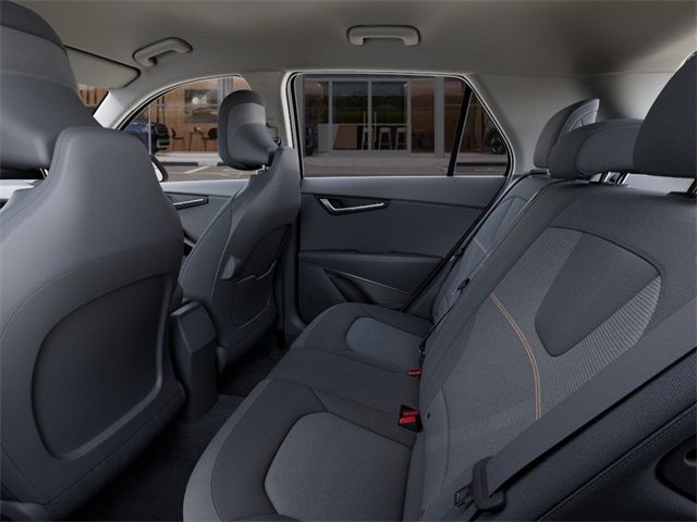 2025 Kia Niro LX - Photo 18