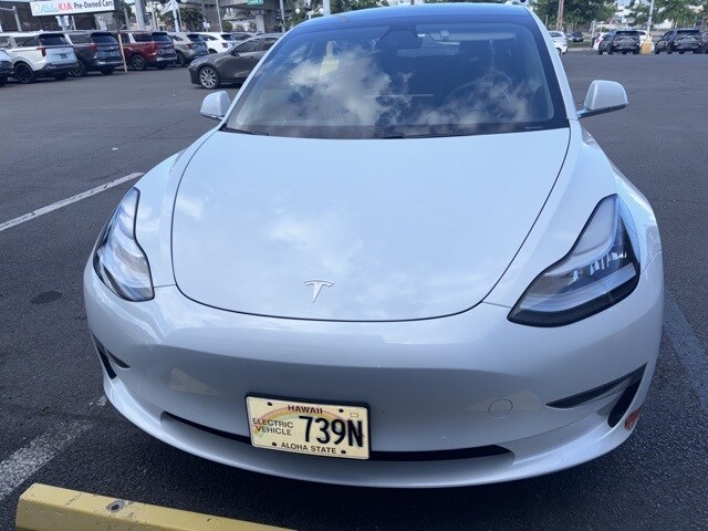 2020 Tesla Model 3 Standard Range Plus photo 2