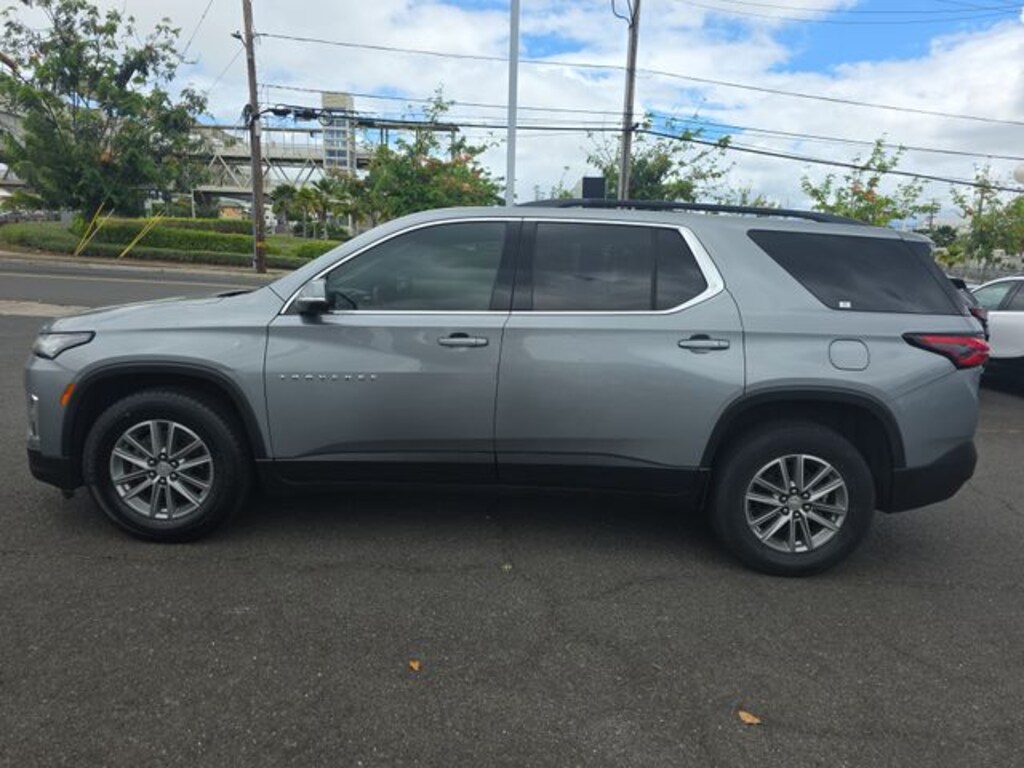 Used 2023 Chevrolet Traverse LT Cloth w/1LT SUV