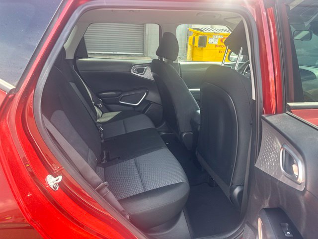 2025 Kia Soul LX - Photo 13