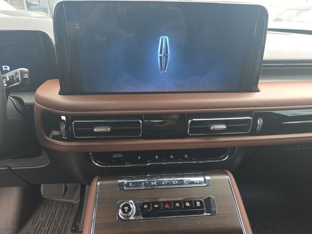 2025 Lincoln Aviator Reserve - Photo 17
