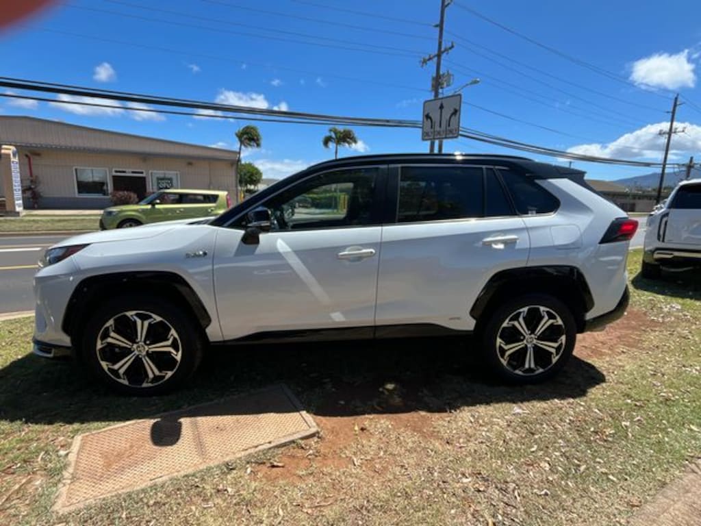 Used 2024 Toyota RAV4 Prime XSE SUV