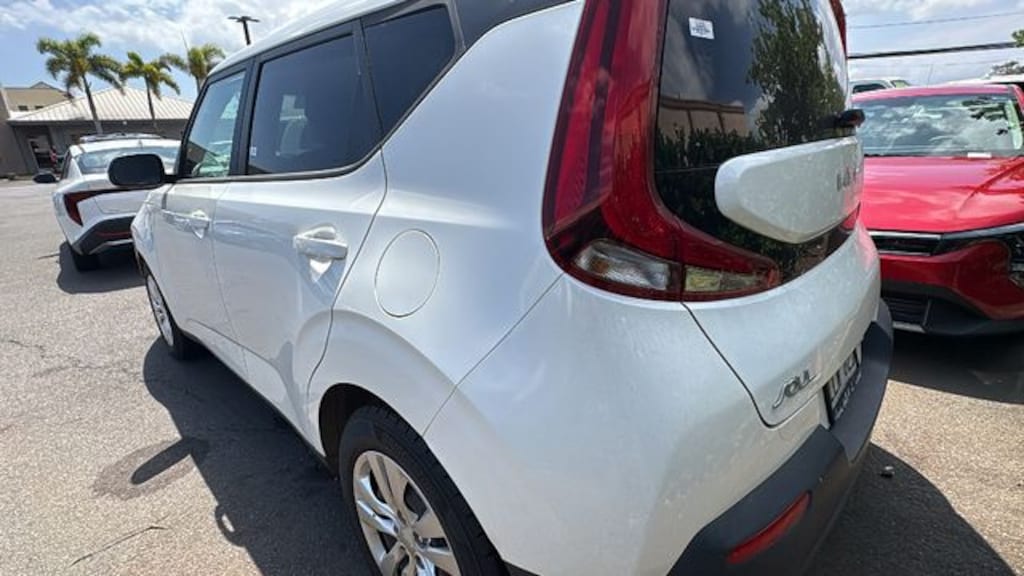 Used 2022 Kia Soul LX Hatchback