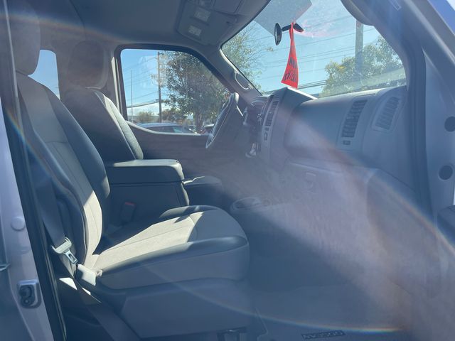 2021 Nissan NV Passenger SV - Photo 18