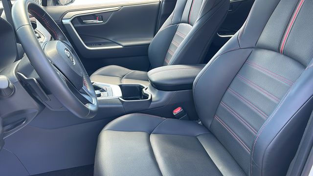 2024 Toyota RAV4 XSE - Photo 26