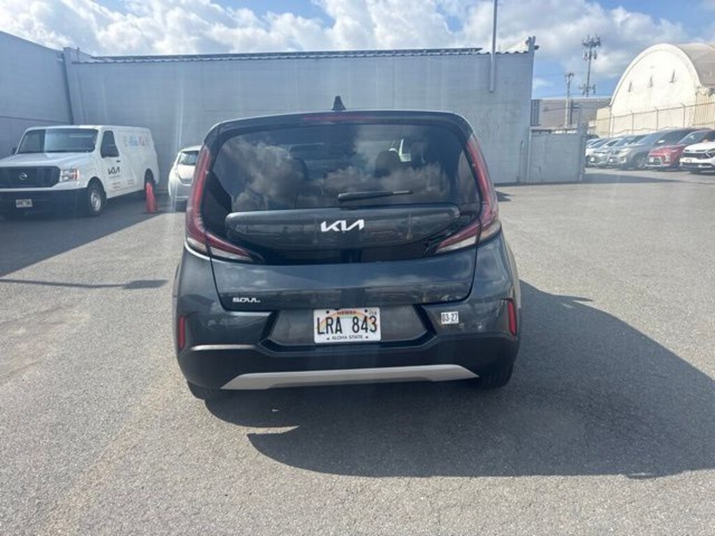 Used 2025 Kia Soul LX Hatchback
