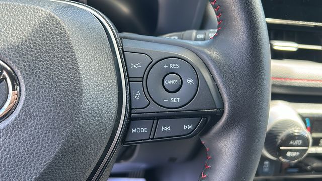 2024 Toyota RAV4 XSE - Photo 22