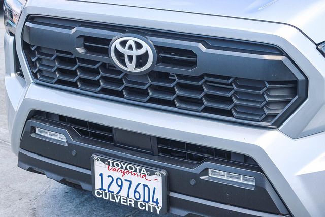 2024 Toyota Tacoma TRD Off Road - Photo 5