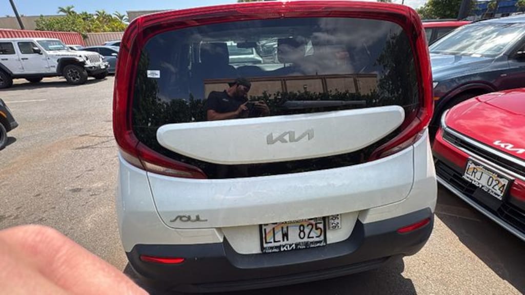 Used 2022 Kia Soul LX Hatchback
