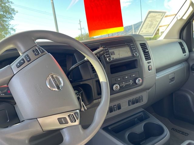 2021 Nissan NV Passenger SV - Photo 10