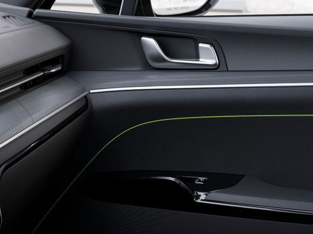 2026 Kia K5 GT - Photo 25
