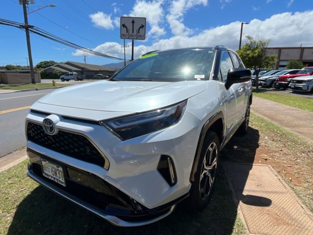 Used 2024 Toyota RAV4 Prime XSE SUV