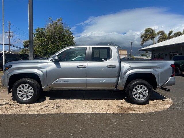 2024 Toyota Tacoma SR5 photo 2