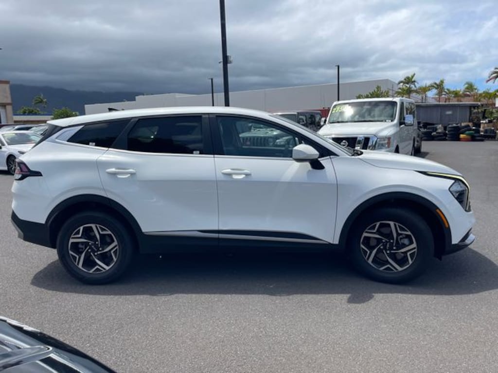 Used 2023 Kia Sportage LX SUV