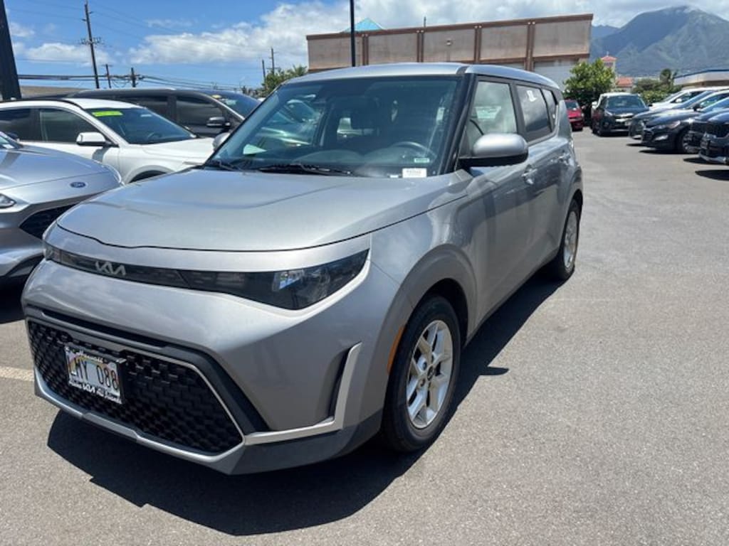 Used 2023 Kia Soul LX Hatchback