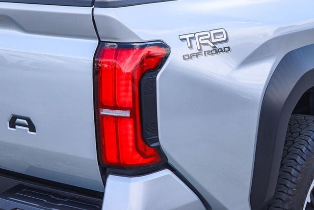 2024 Toyota Tacoma TRD Off Road - Photo 9