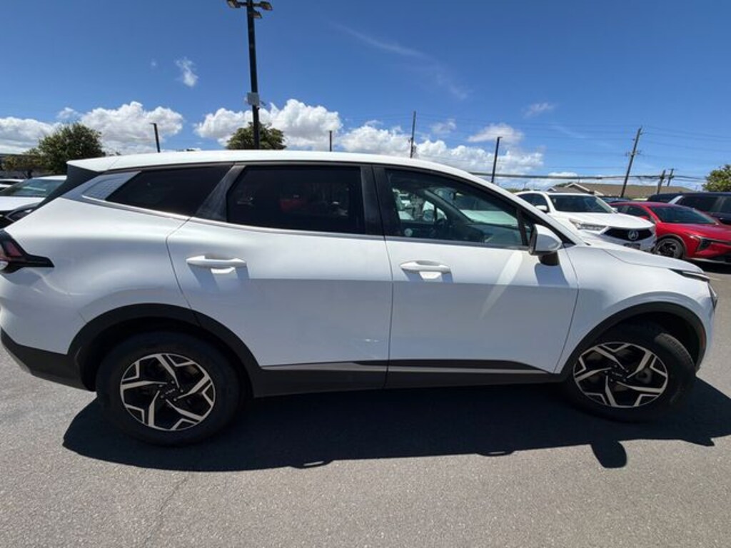 Used 2023 Kia Sportage LX SUV