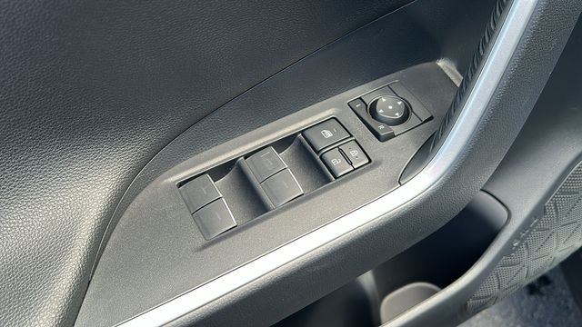 2024 Toyota RAV4 XSE - Photo 27