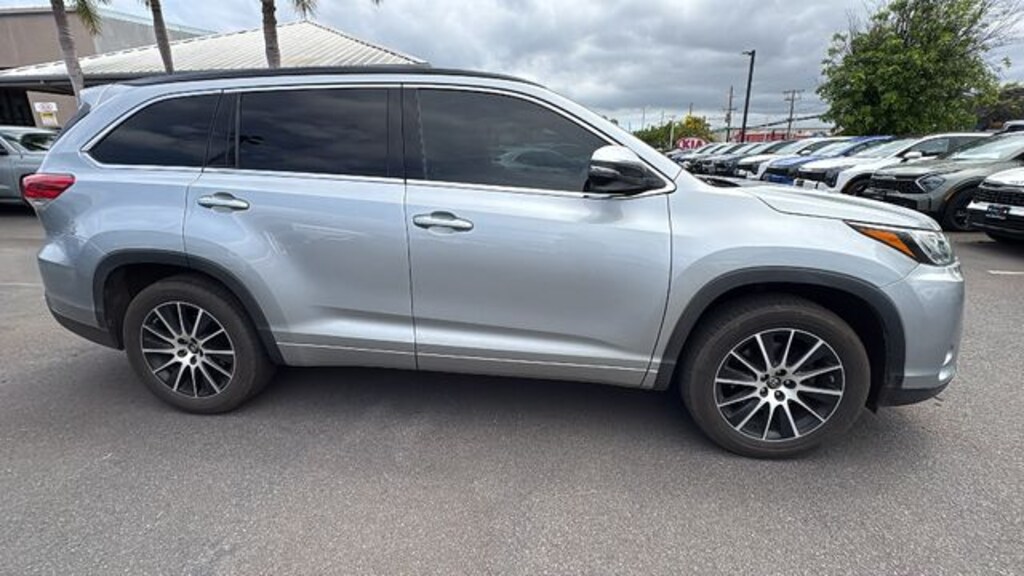 Used 2018 Toyota Highlander SUV