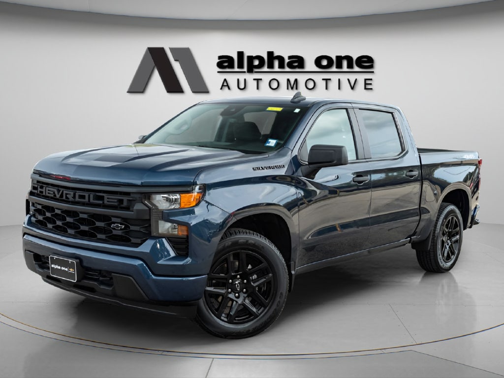 2023 Chevrolet Silverado 1500 Custom