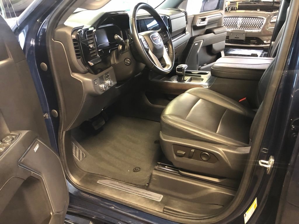 Used 2023 GMC Sierra 1500 SLT Truck Crew Cab