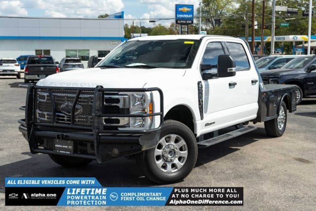 Used 2023 Ford Super Duty F-350 SRW XL Truck Crew Cab