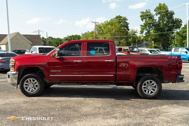 2019 Chevrolet Silverado 2500HD LTZ - Photo 9