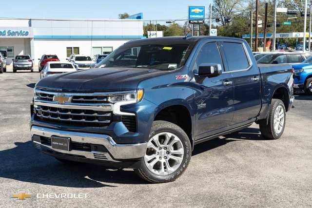 2022 Chevrolet Silverado 1500 LTZ's photo