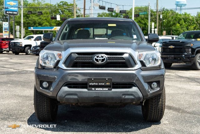 Used 2015 Toyota Tacoma PreRunner with VIN 5TFJU4GN3FX064972 for sale in Rockdale, TX