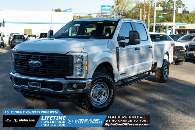2024 Ford F-350 Super Duty XL's photo