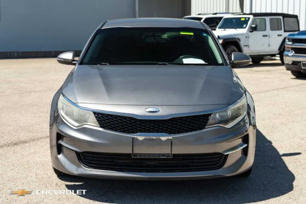 Used 2018 Kia Optima LX Sedan