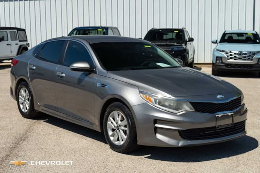 Used 2018 Kia Optima LX Sedan