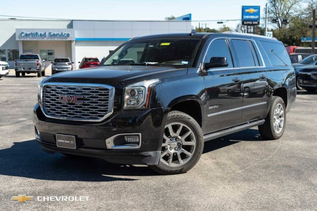 Used 2018 GMC Yukon XL Denali SUV