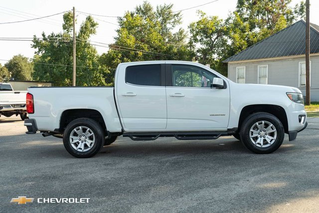 2017 Chevrolet Colorado LT photo 3