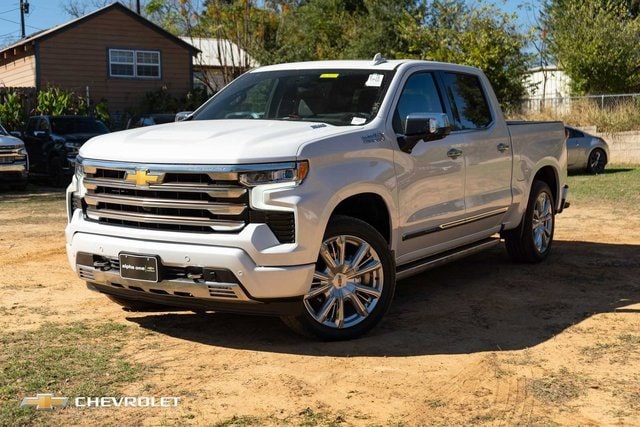 2022 Chevrolet Silverado 1500 High Country's photo