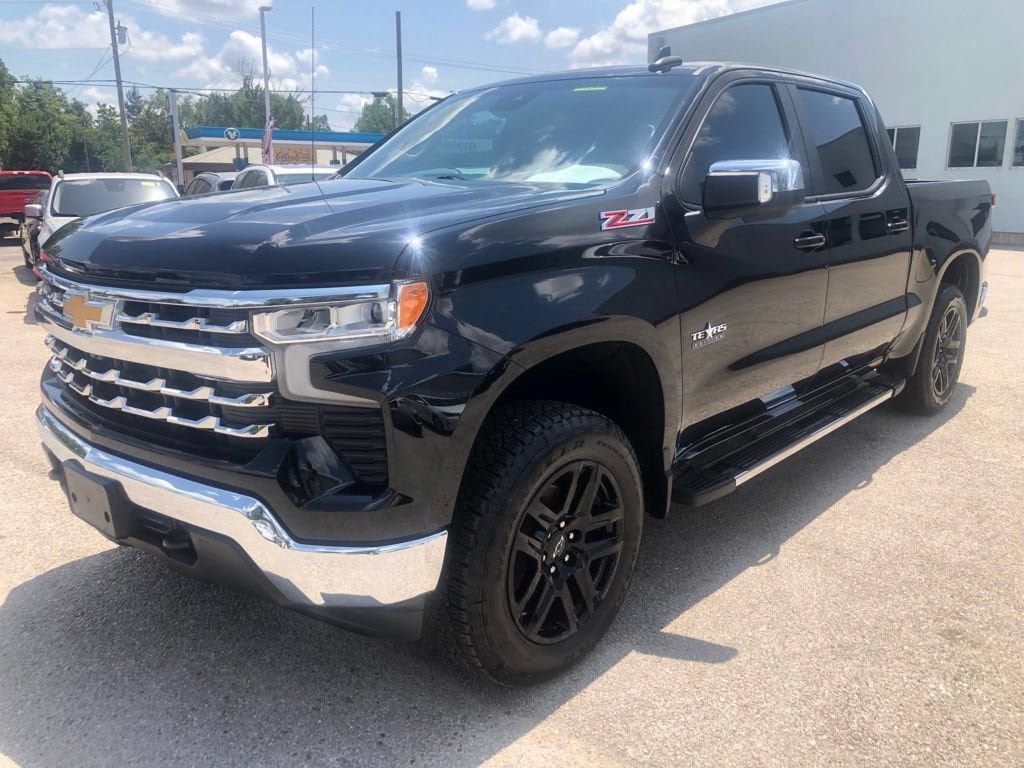 Used 2022 Chevrolet Silverado 1500 LT Truck Crew Cab