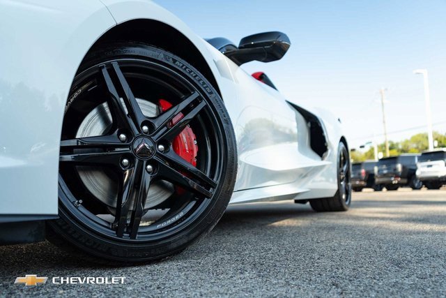 2026 Chevrolet Corvette Stingray 3LT photo 2